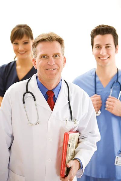 Médicos: Equipe profissional de saúde confiável — Fotografia de Stock