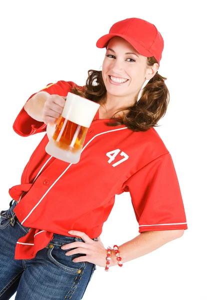 Beisebol: Tomando uma caneca gelada de cerveja — Fotografia de Stock