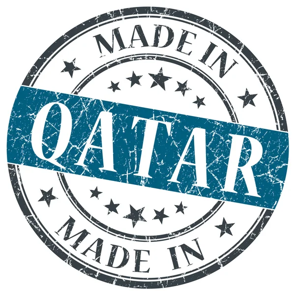 Gemaakt in qatar blauwe grunge stempel geïsoleerd op witte achtergrond — Stockfoto