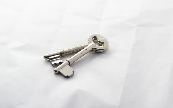 Schlüsselbund auf einem Brett — Stockfoto