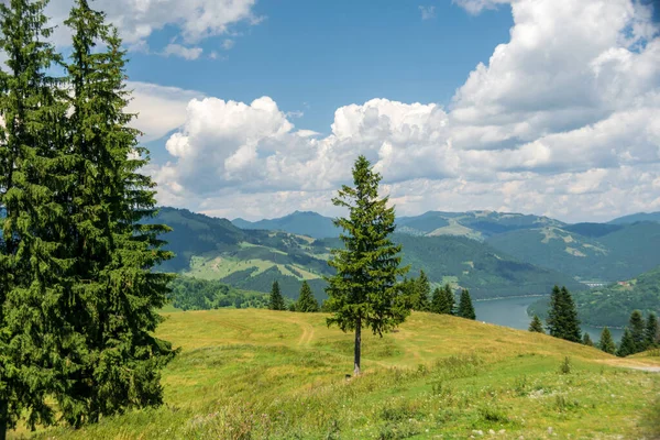 Beautiful Mountain Landscape Way Durau Neamt Romania — Zdjęcie stockowe