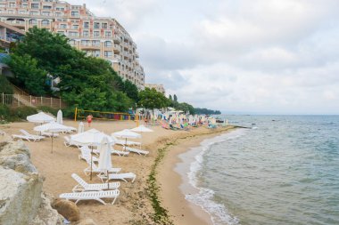 Bulgaristan 'ın Varna kentinde otelleri olan Karadeniz plajı