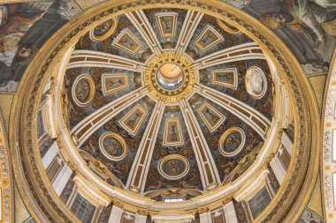 St. Peter Bazilikası Kubbesi, Vatikan, İtalya