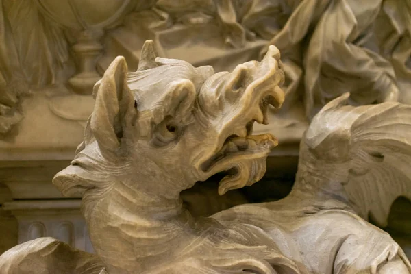 Sculpture Dragon Statue Peter Basilica Vatican Italy — Stock Photo, Image