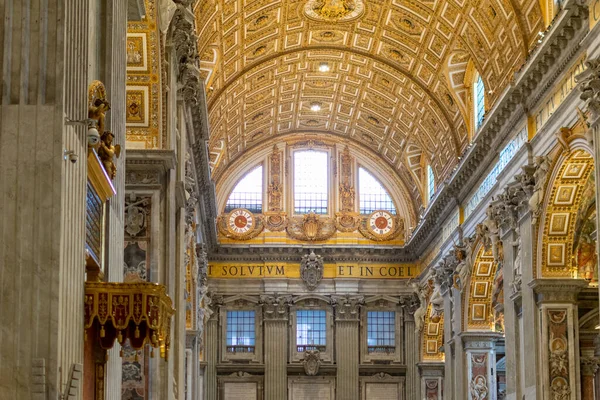 Позолоченный Потолок Базилики Святого Петра Ватикан Италия — стоковое фото