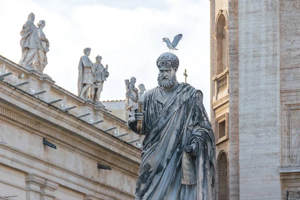 Standbeeld Van Peter Het Sint Pietersplein Vaticaan Italië — Stockfoto