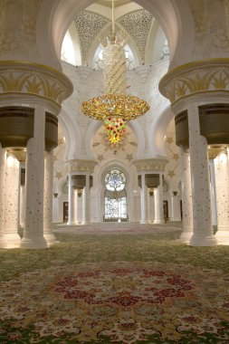 Abu Dabi Büyük Camii