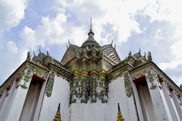 Thai temple — Stock Photo, Image