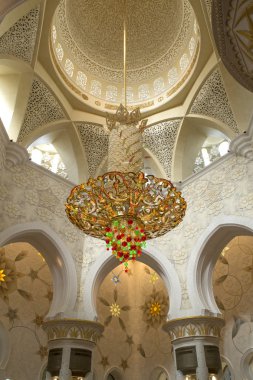 Abu Dabi Büyük Camii