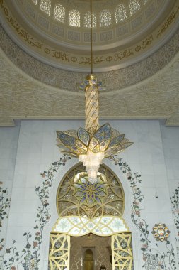 Abu Dabi Büyük Camii