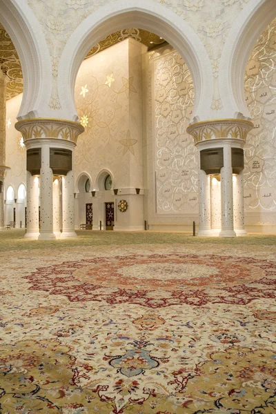 Große Moschee von Abu Dhabi — Stockfoto