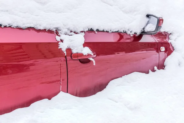 Auto Completamente Coperta Neve Dopo Pesanti Nevicate Copia Spazio — Foto Stock