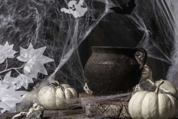 Composición Halloween Con Maceta Brujas Calabazas Murciélagos Fantasmas Arañas Telarañas — Foto de Stock