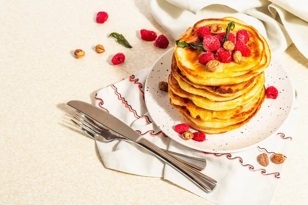 Classic Homemade American Pancakes Frozen Raspberries Hazelnut Mint Healthy Breakfast — Stock Photo, Image