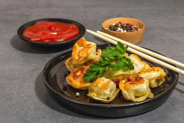 Deep Fried Dumplings Tomato Sauce Pepper Mix Trendy Vegan Food — Photo