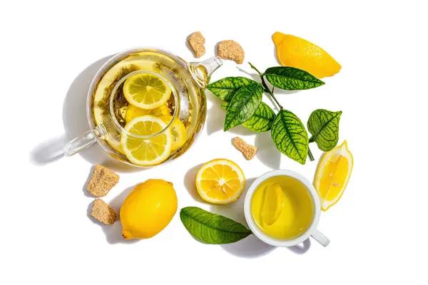 Limón Con Frutas Maduras Hojas Frescas Aisladas Sobre Fondo Blanco —  Fotos de Stock