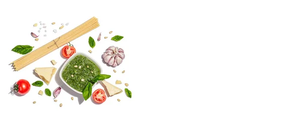 Ingredientes Tradicionales Para Preparación Pasta Italiana Clásica Aislada Sobre Fondo —  Fotos de Stock