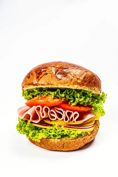Homemade Burger Ham Isolated White Background Fresh Ingredients Ripe Vegetables — Stockfoto