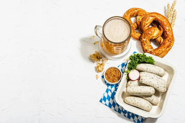 Traditional Oktoberfest Set Pretzels Beer Weisswurst Mustard German Festival Food — 图库照片