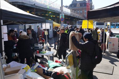 Budapeşte. Macaristan. Ukraynalı mülteciler için 15.06.2022 İnsani yardım