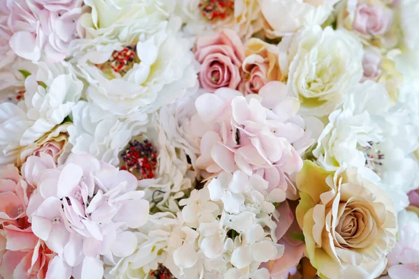 Düğün sahnesi için güzel çiçek arkaplanı