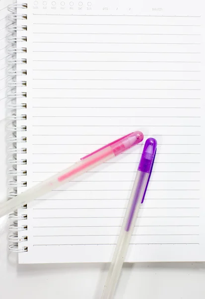 Notebook and color pen — Stockfoto