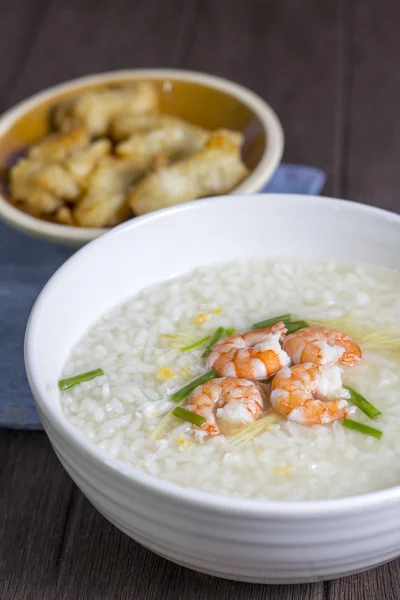 Rice soup with shrimp — Stock Photo, Image