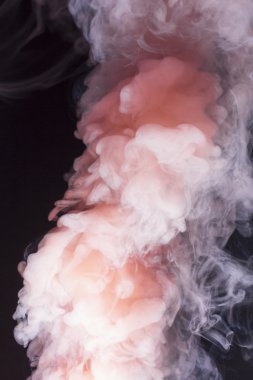 renkli arka plan üzerinde duman