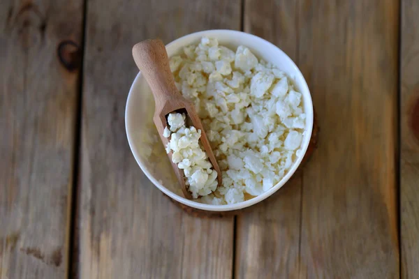 Fresh Crumbly Homemade Cottage Cheese Bowl — Foto Stock