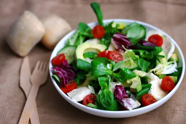 Salada Saudável Com Legumes Abacate Alimentos Dietéticos — Fotografia de Stock
