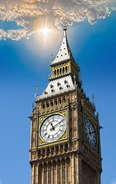 Big ben, věžní hodiny v Londýně — Stock fotografie