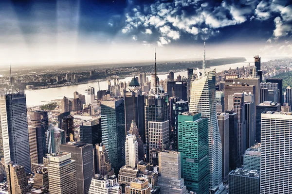 Aerial view of the skyline of manhattan — Stock Photo, Image