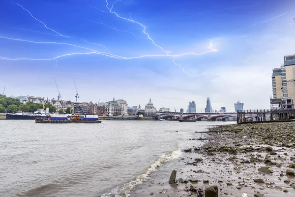 Vista diferente del horizonte de Londres — Foto de Stock