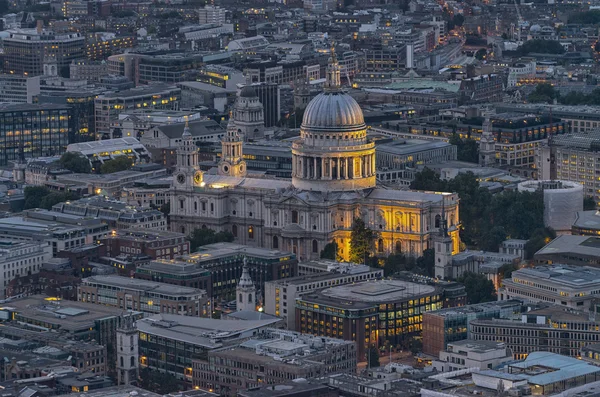 Luchtfoto van s'paul kathedraal in Londen. — Stockfoto