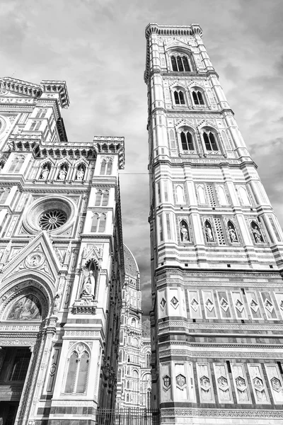 Der Turm der Kathedrale von Florenz — Stockfoto