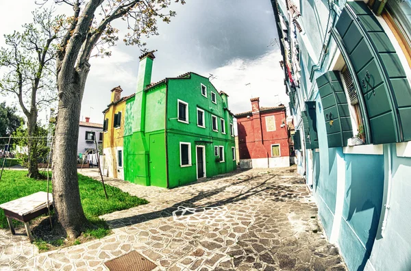 Renkli evler burano Adası, Venedik — Stok fotoğraf