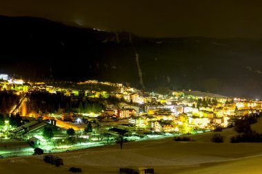 Andalo gece, trentino, İtalya