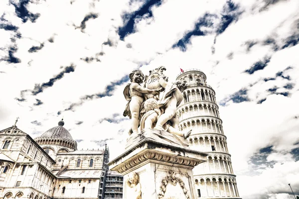 A Catedral e a Torre Inclinada em Pisa — Fotografia de Stock