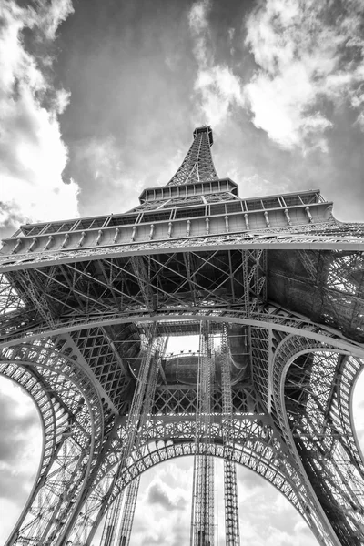 Eiffel tower from below. — Stock Photo, Image