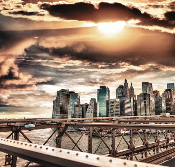 Manhattan skyline vierw da ponte — Fotografia de Stock