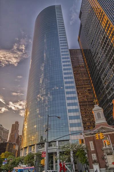 Prachtig uitzicht van de wolkenkrabber in new york city — Stockfoto