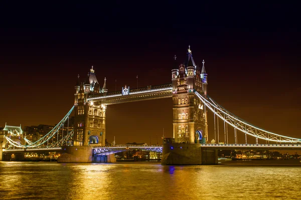 Mostu Tower bridge nocą — Zdjęcie stockowe