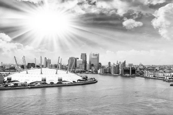 新しいロンドンのスカイラインの眺め — ストック写真
