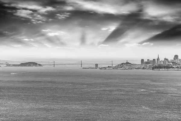 Espectacular vista del horizonte de San Francisco — Foto de Stock