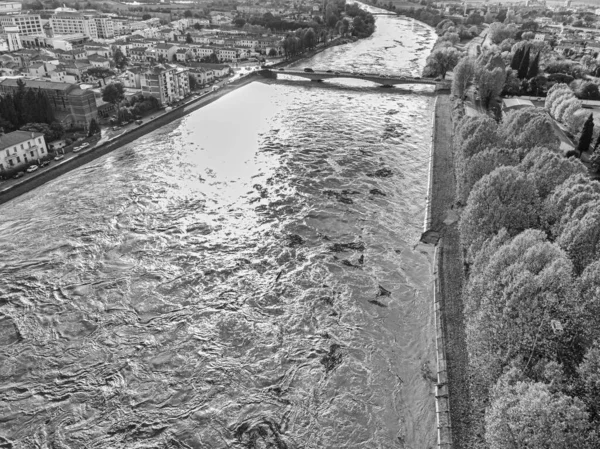 Letecký Pohled Pisu Řeku Arno Během Povodně Toskánsko Itálie — Stock fotografie