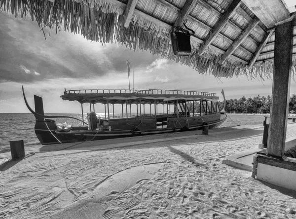 Bateau Traditionnel Des Maldives Dhonimoored Jetée Concept Paradis Tropical Luxe — Photo