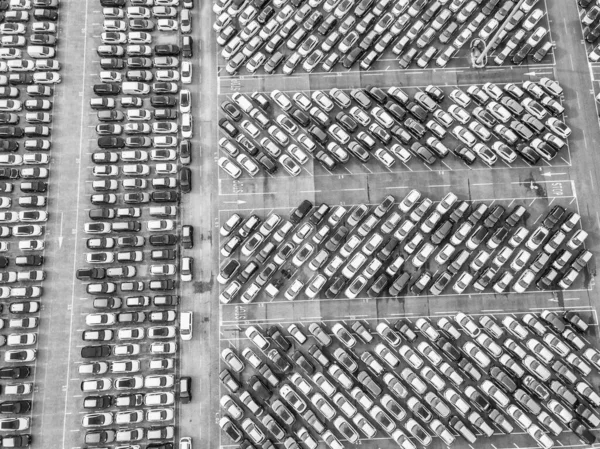 海关停车场的空中景观 — 图库照片