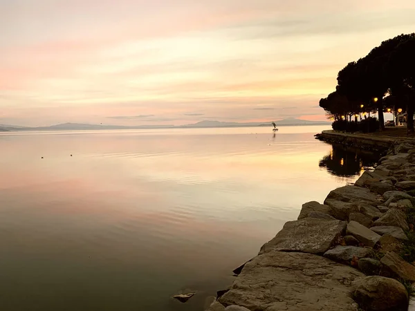 Hermosa Puesta Sol Lago Trasimeno Umbría Italia — Foto de Stock