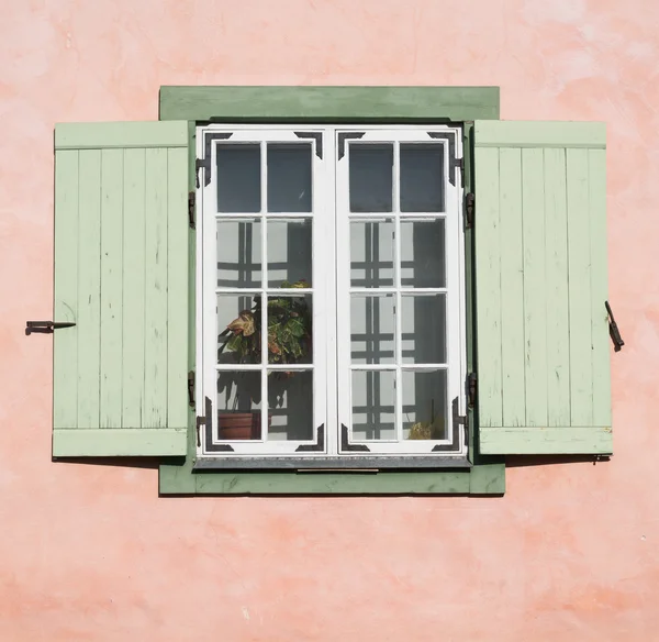 Old wooden window with opened shutter blinds — Stock Photo, Image