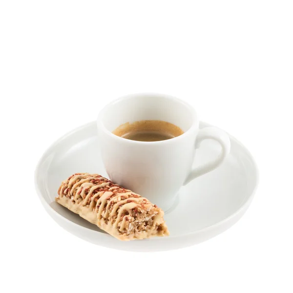 Tasse Kaffee mit Butterkeksen isoliert — Stockfoto